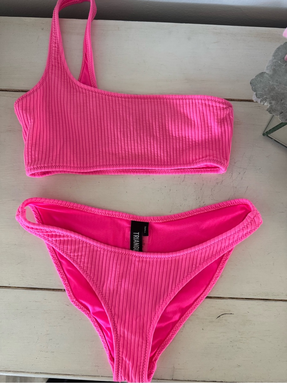 triangl swimwear Pink Ribbed One-Shoulder Bikini Set